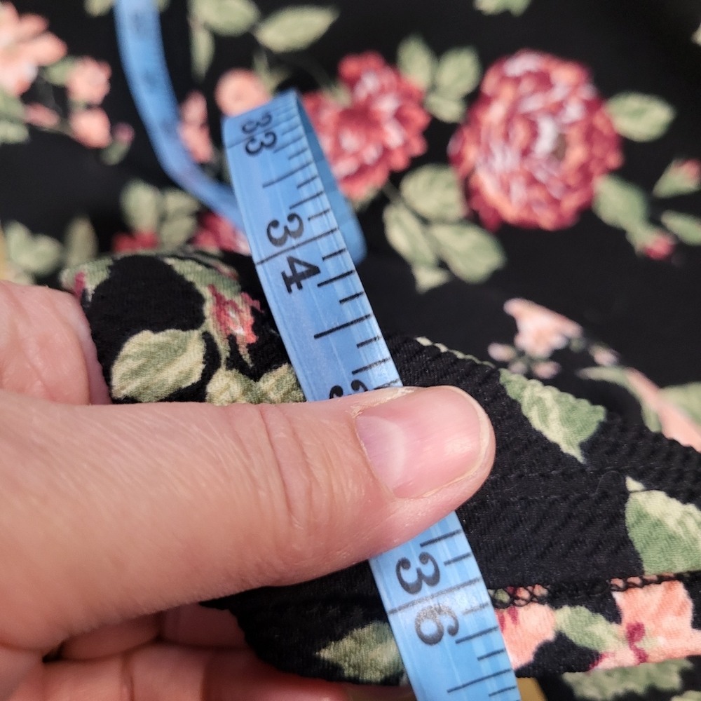 Floral Fit And Flare Lace Back Black Dress - Picture 3 of 6